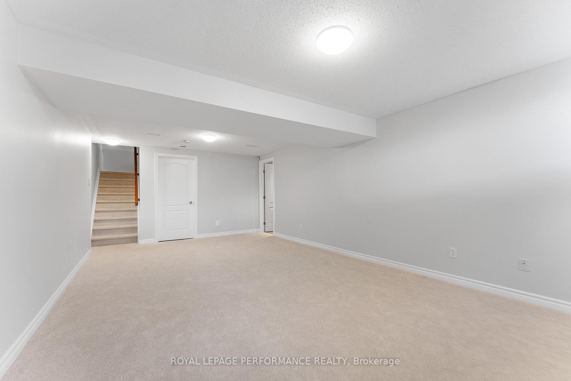 239 Deerfox Drive photo 29