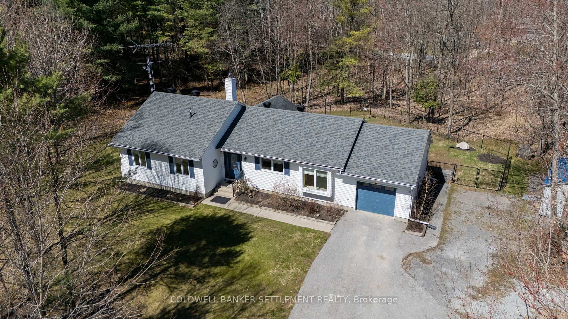 355 Otty Way photo 3