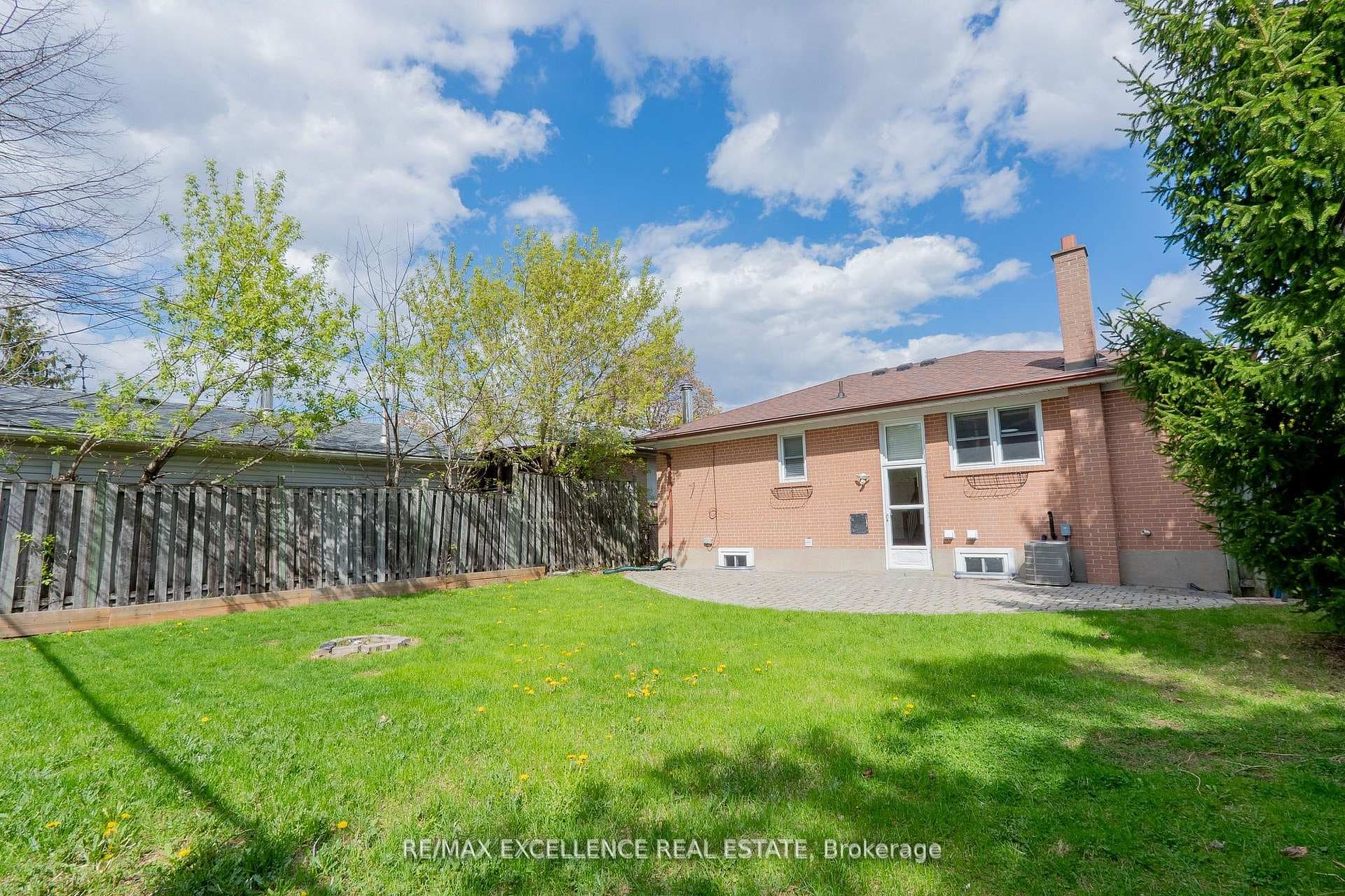 431 Delrex Boulevard photo 7