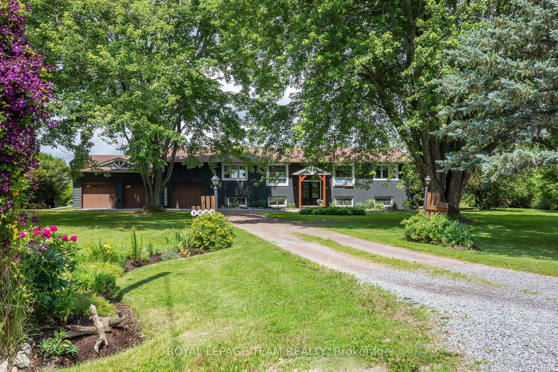 1683 River Road photo 2