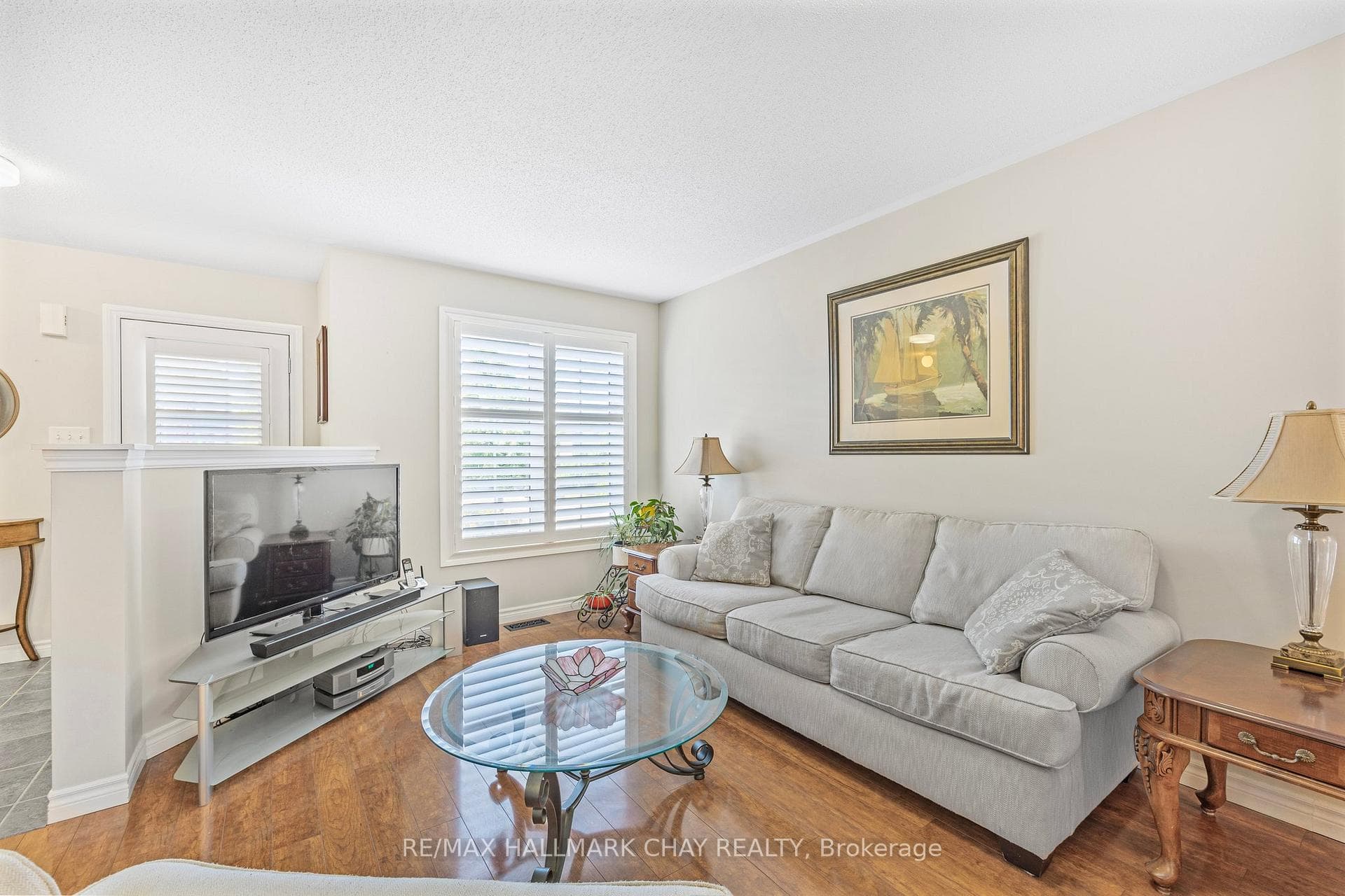 10 Claire Drive photo 10