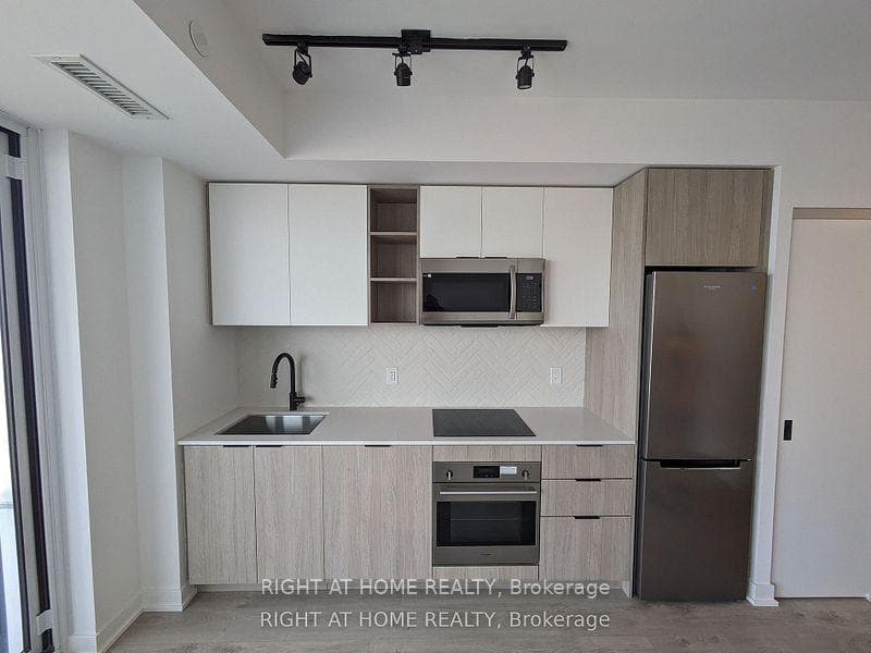 36 Zorra Street Unit 2010 photo 3