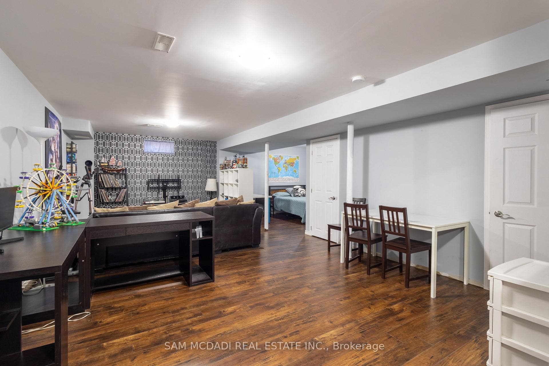 105 Anderson Road photo 28