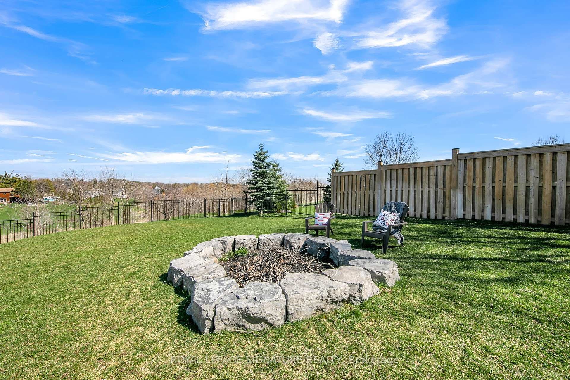 22 Mitchell Avenue photo 39