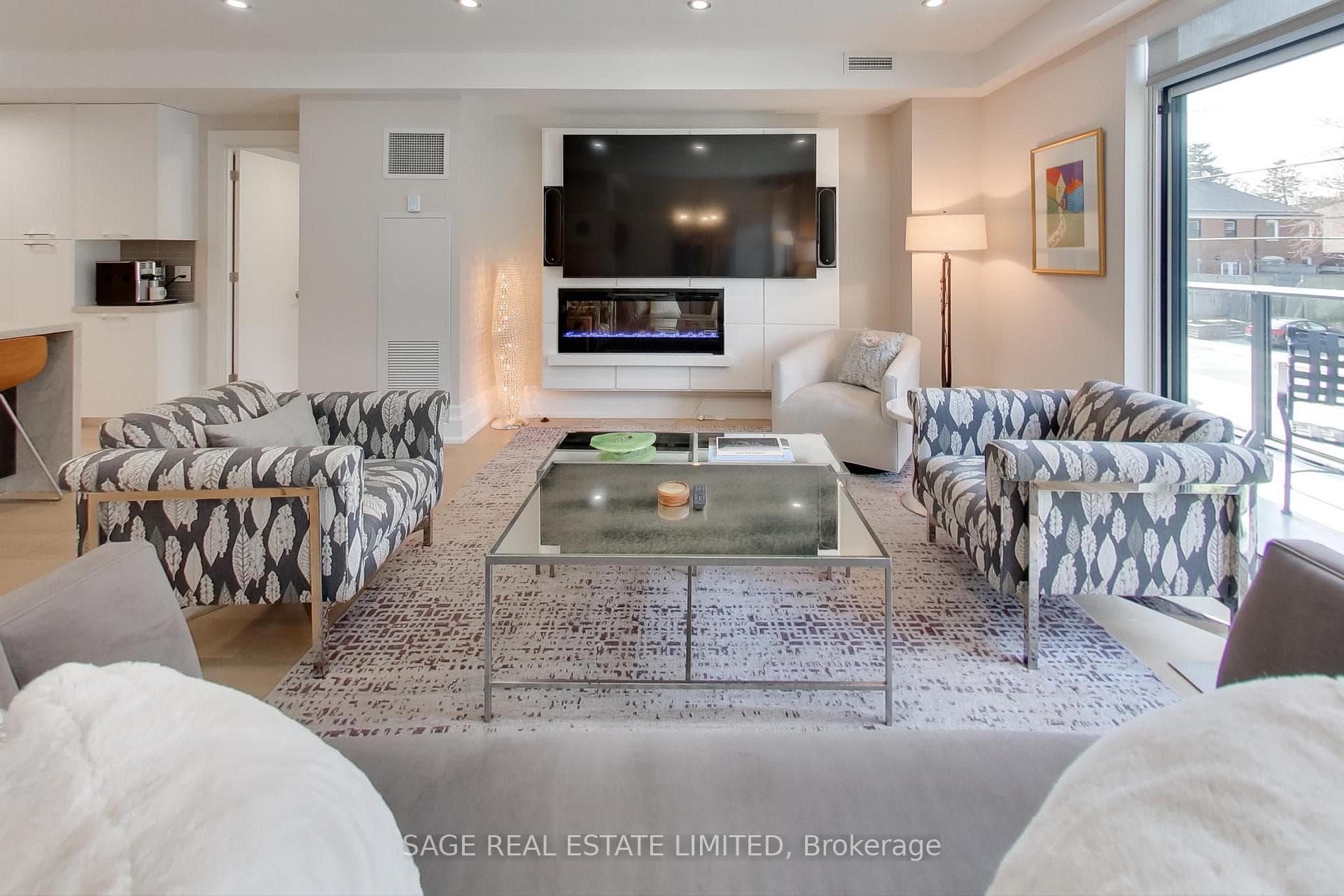 3 Southvale Drive Unit 206 photo 11