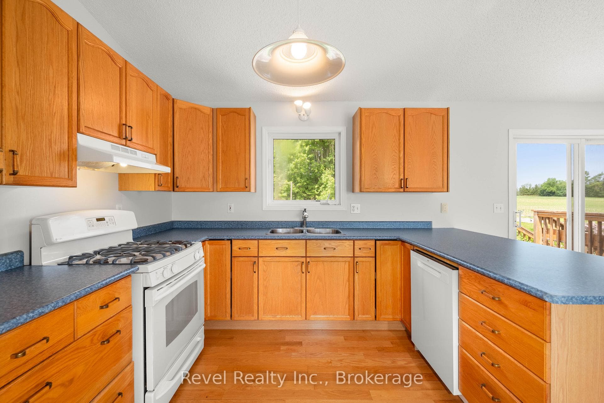 137 O'Reilly Lane photo 14