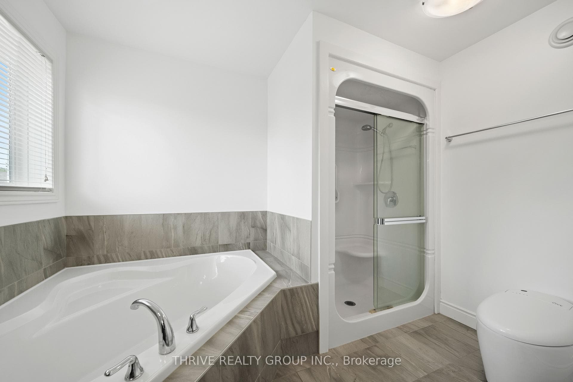 665 Tennent Avenue photo 28