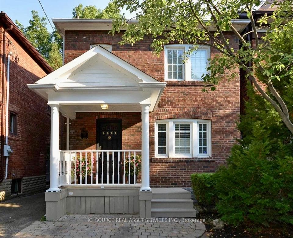 483 Soudan Avenue photo 1