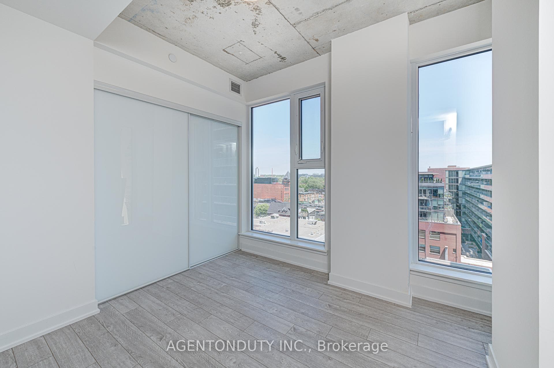 30 Baseball Place Unit 904 photo 12