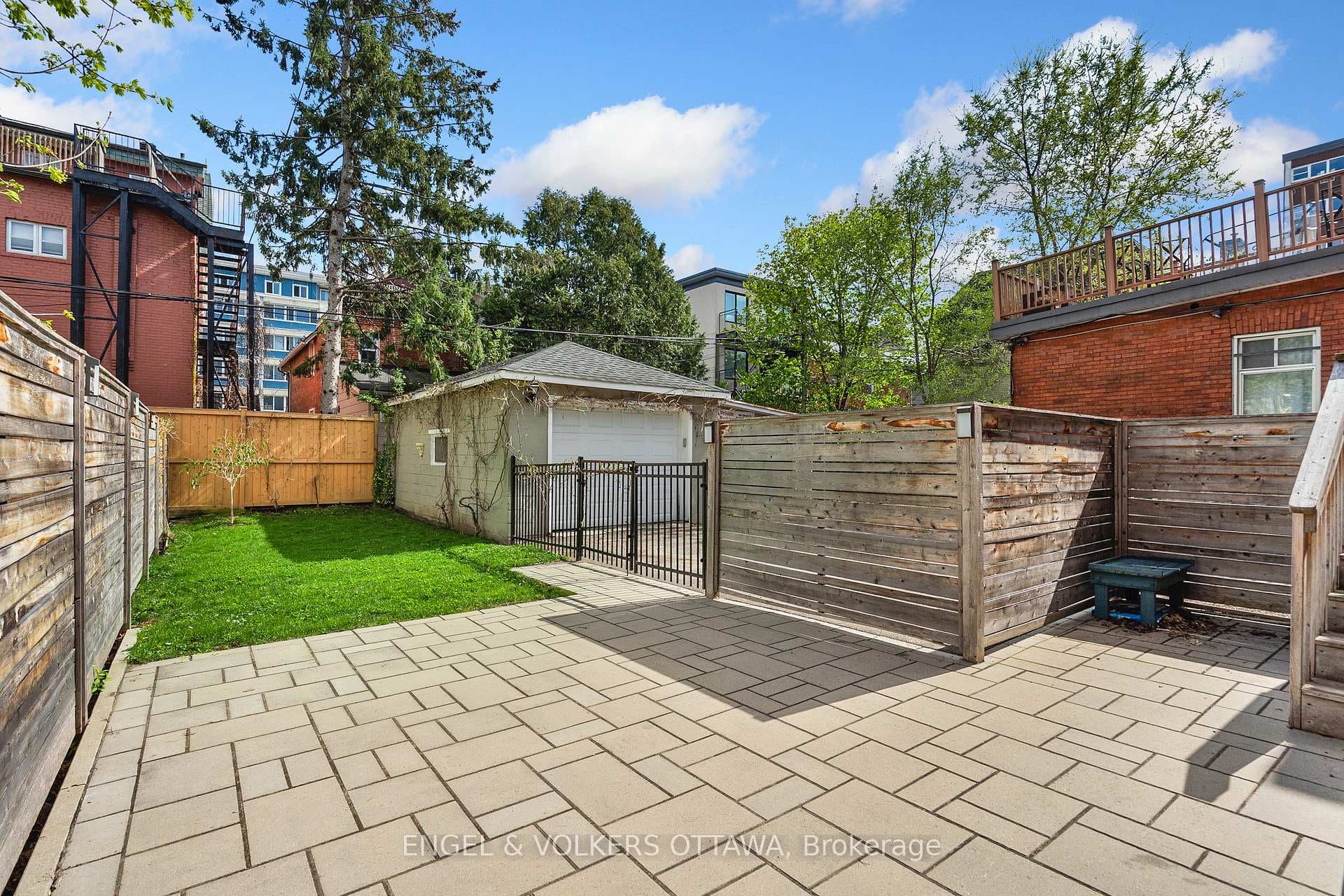 168 Stewart Street photo 50