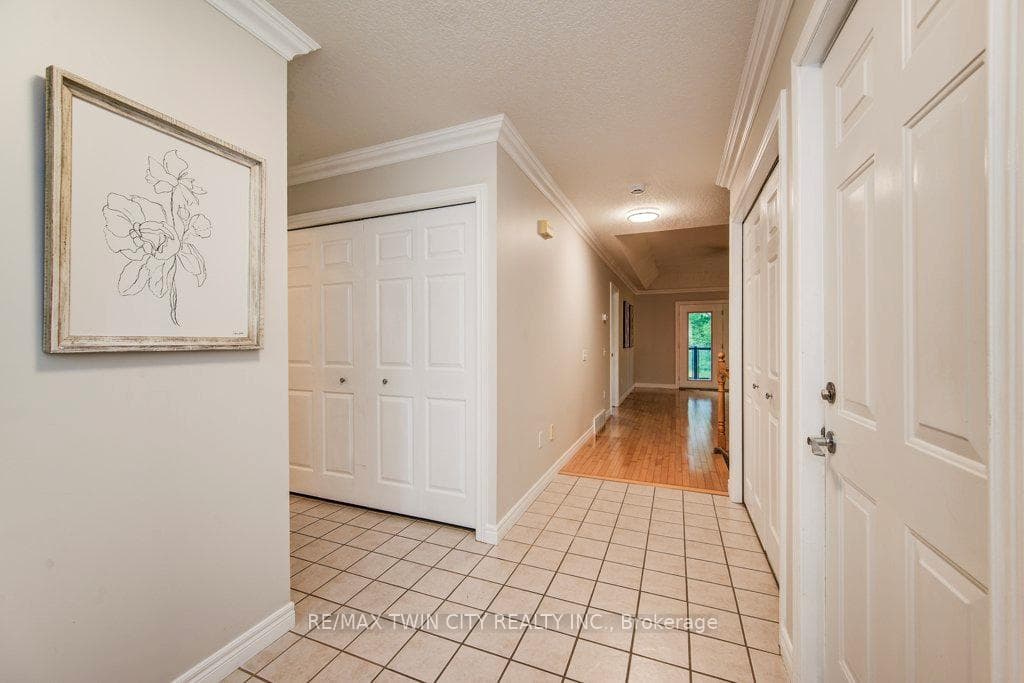 670 Salzburg Drive photo 6