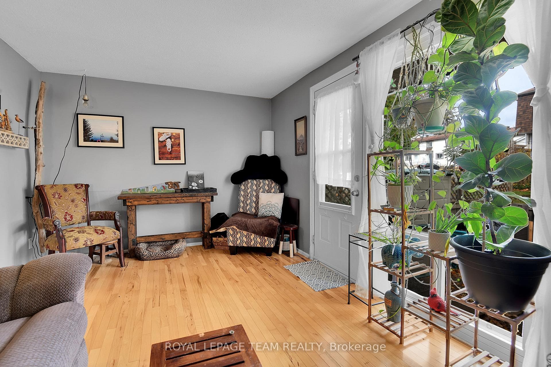 902 Elmsmere Road Unit B photo 7