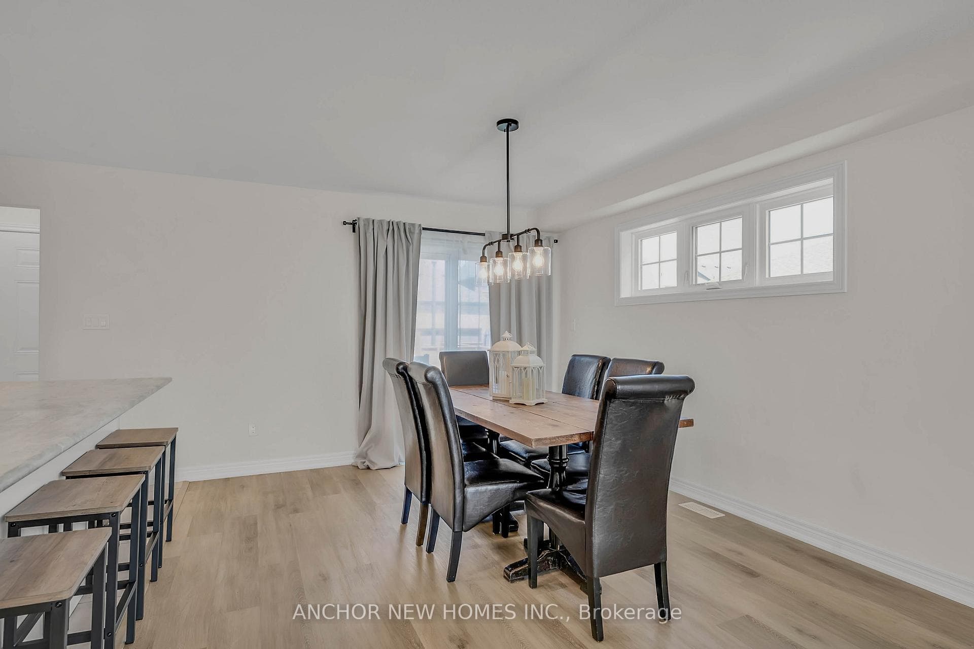 883 Broadway Boulevard photo 10