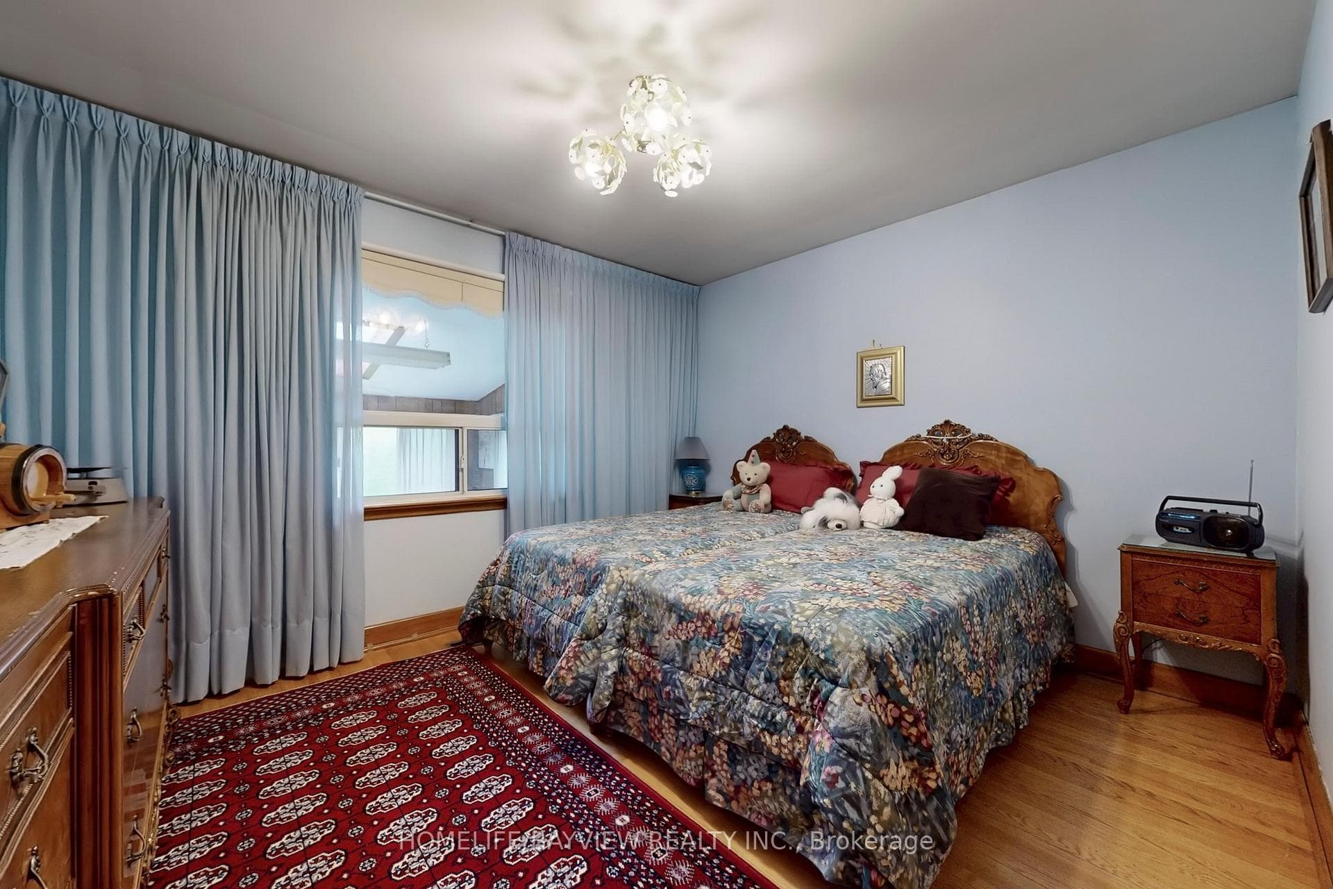 Second bedroom