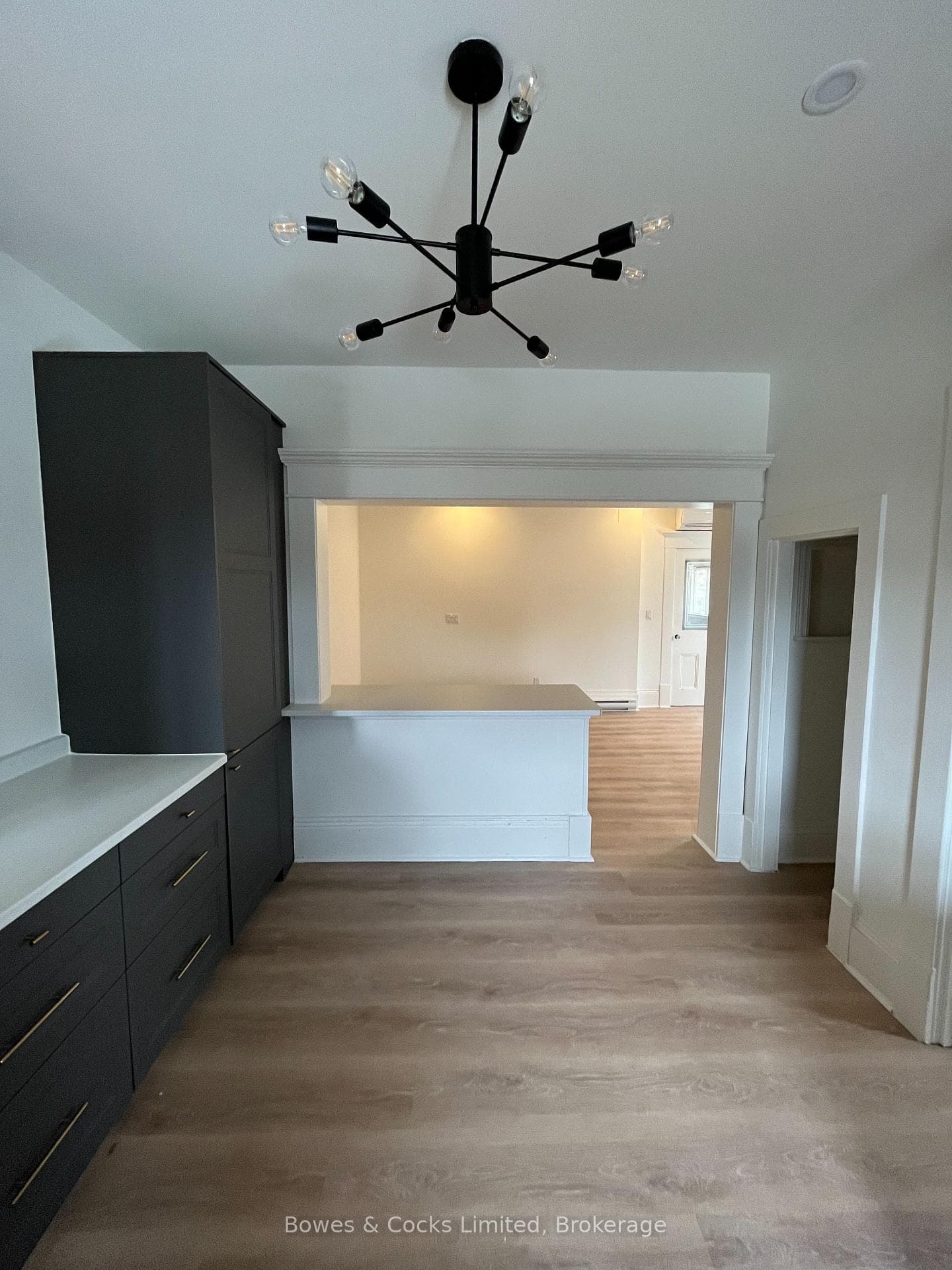 275 Rubidge Street Unit Upper photo 7
