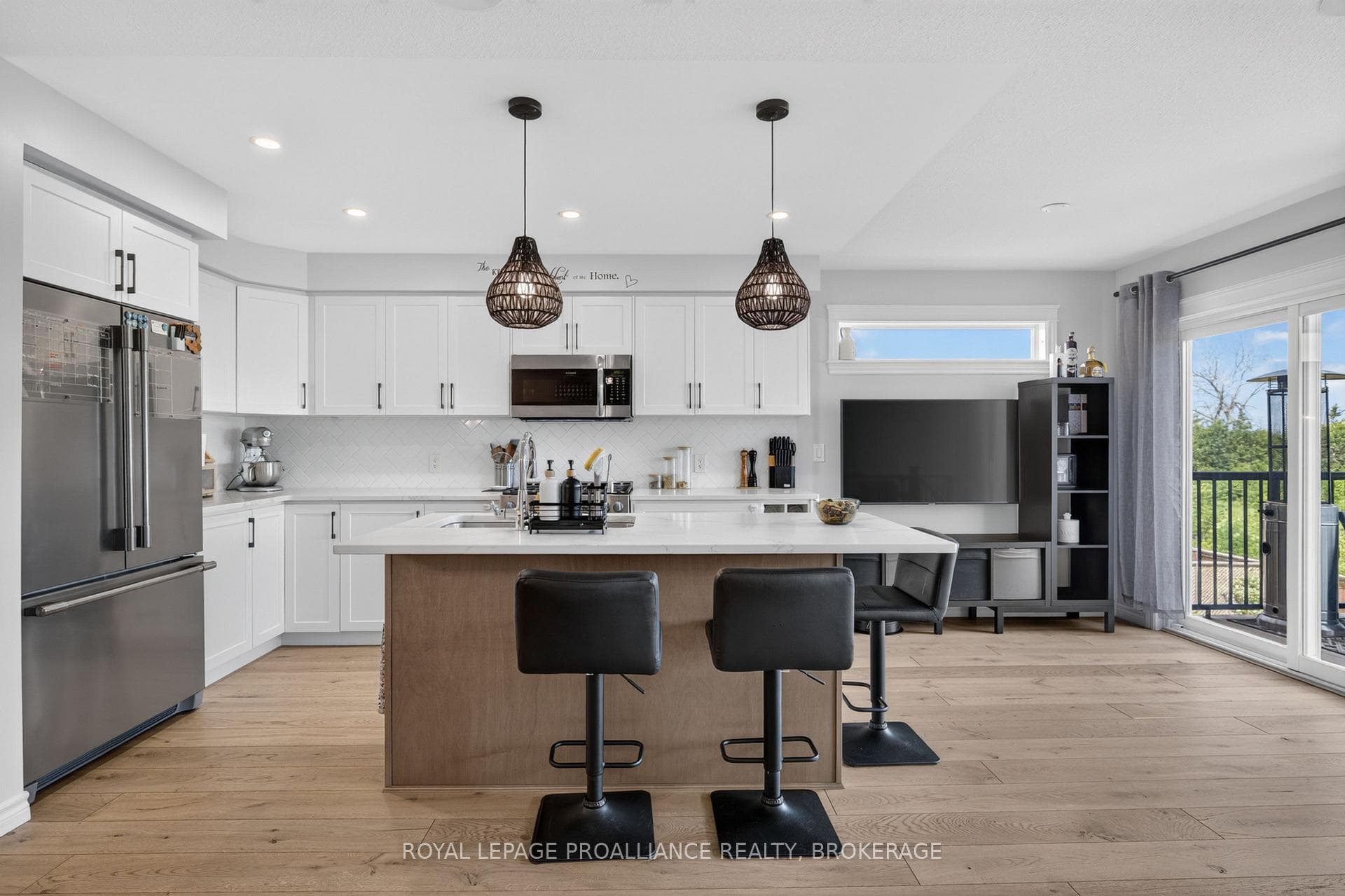 378 Buckthorn Drive photo 13