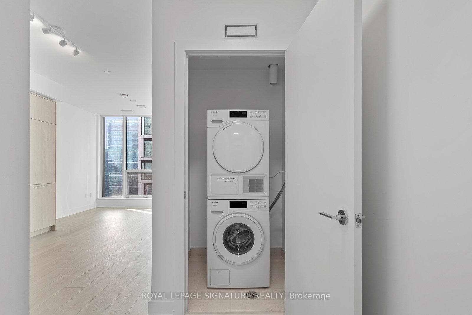 35 Mercer Street Unit 2711 photo 10