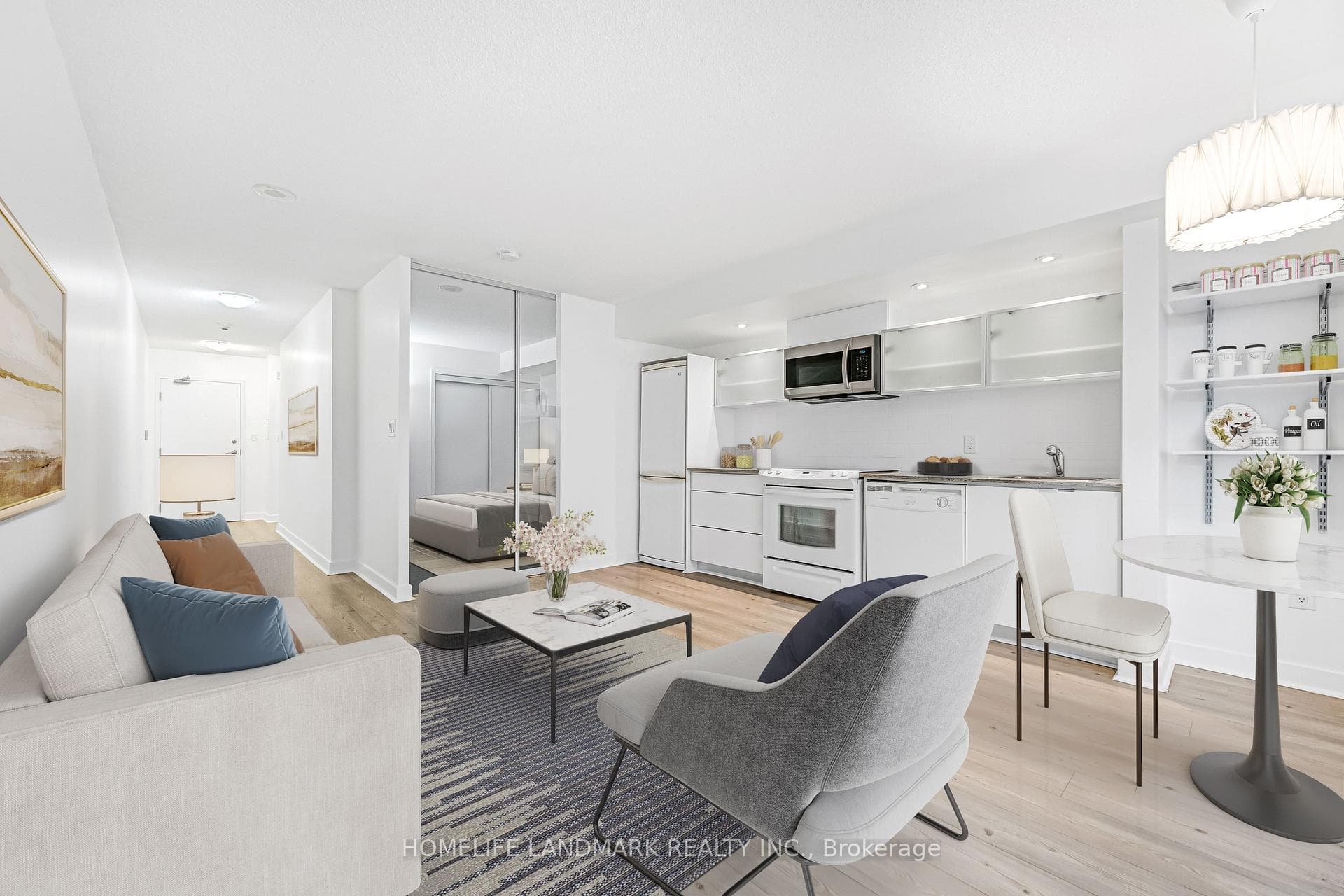4K Spadina Avenue Unit 811 photo 14
