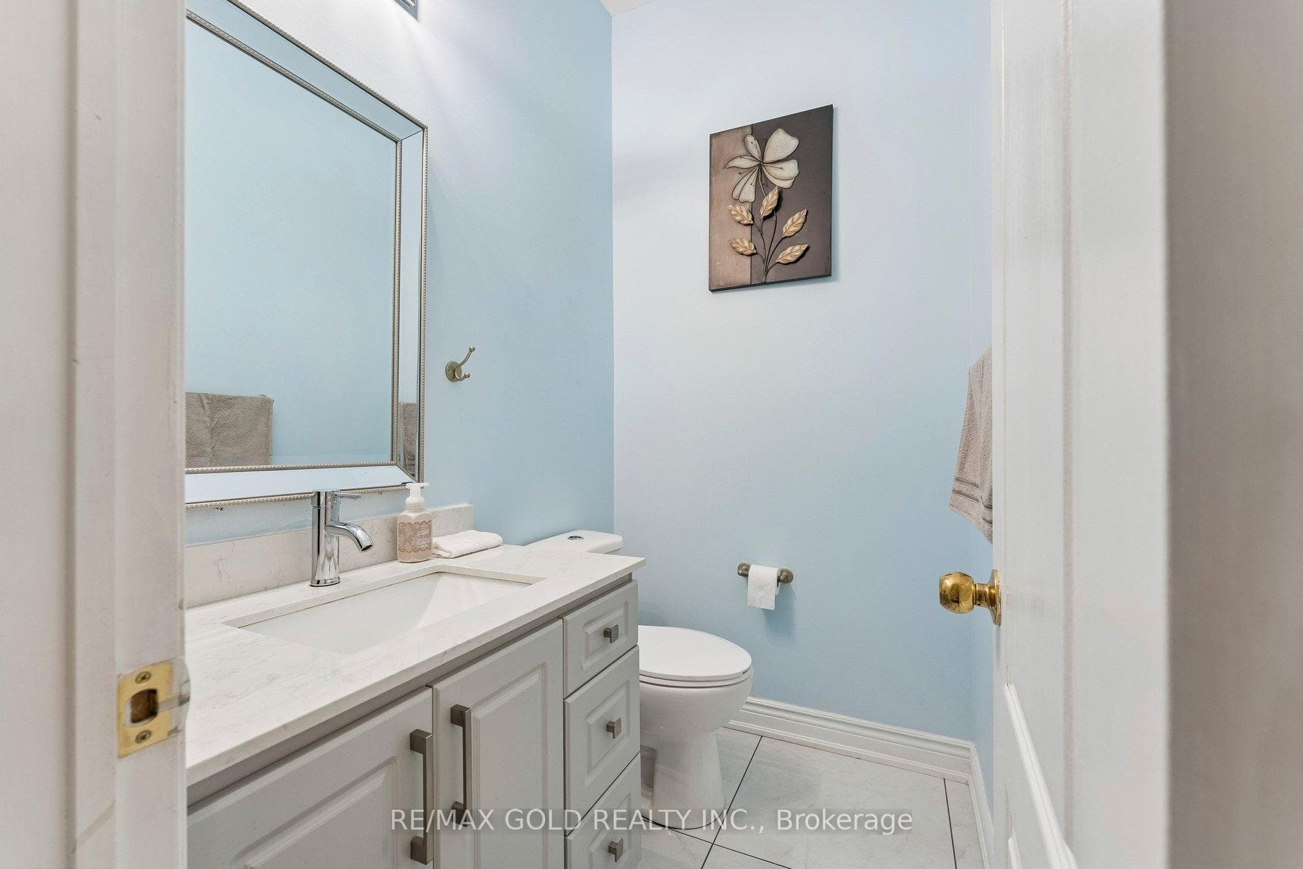Powder Room
