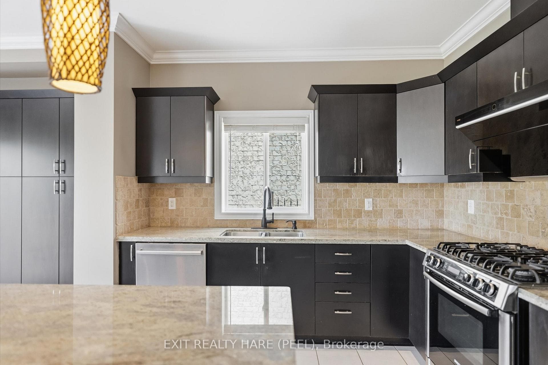 174 Irwin Avenue photo 18