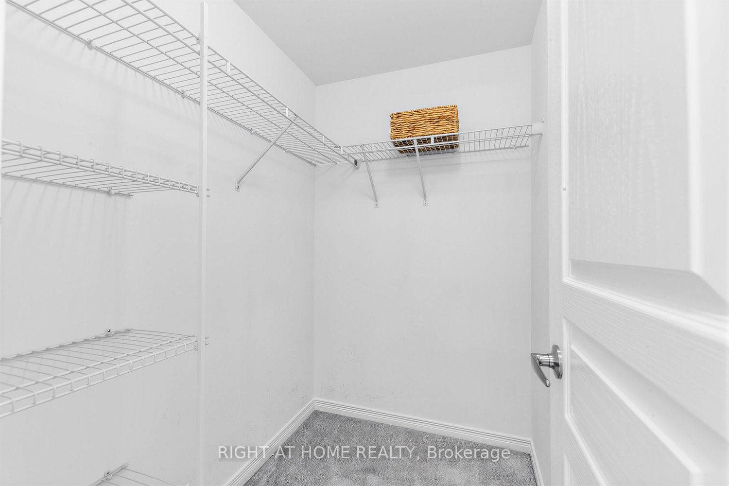 2240 Lake Shore Boulevard Unit 3104 photo 20