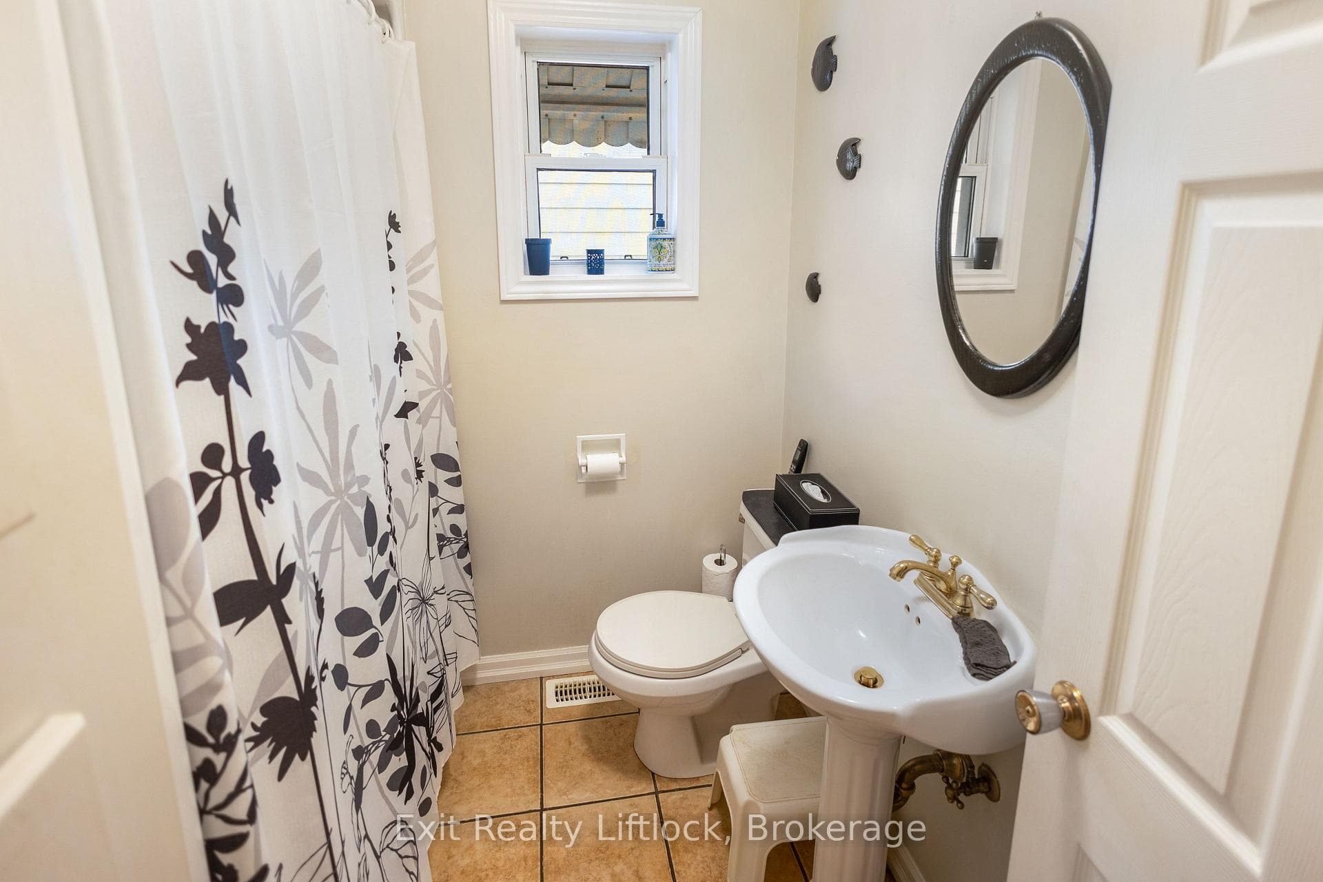 2 Edgewood Avenue photo 12