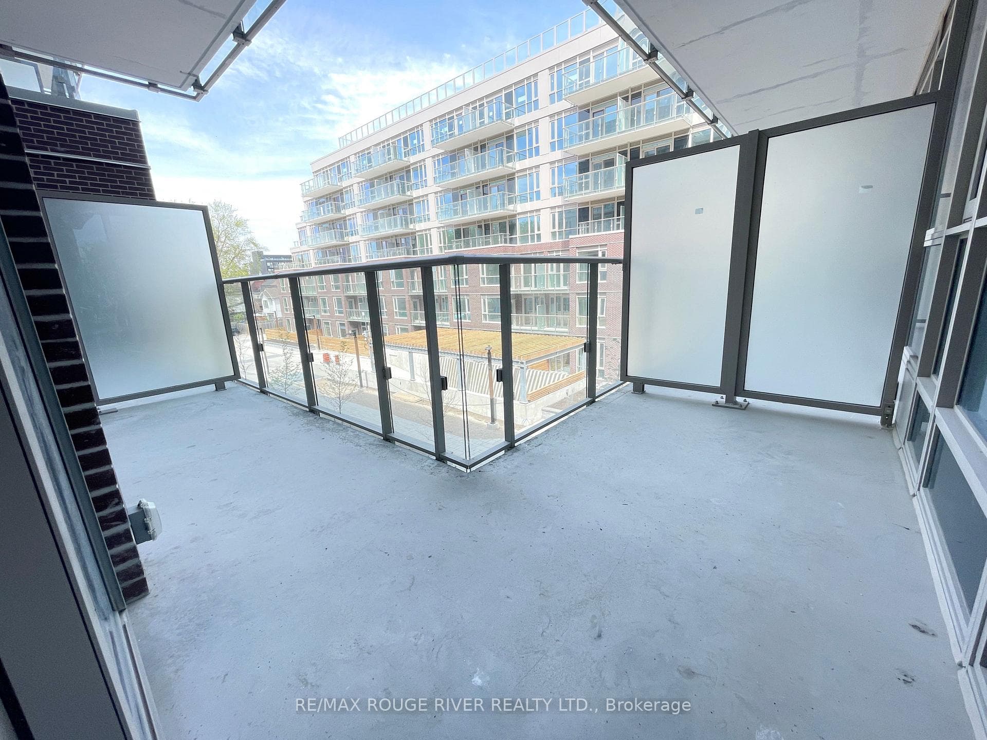 150 Logan Avenue Unit 314 photo 23
