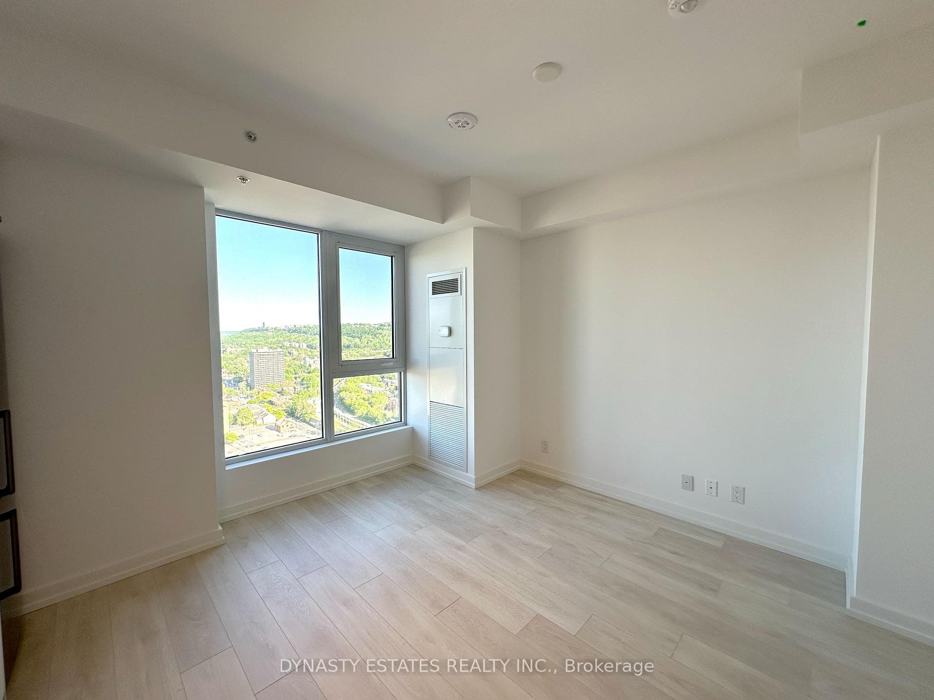 75 James Street Unit 2609 photo 7