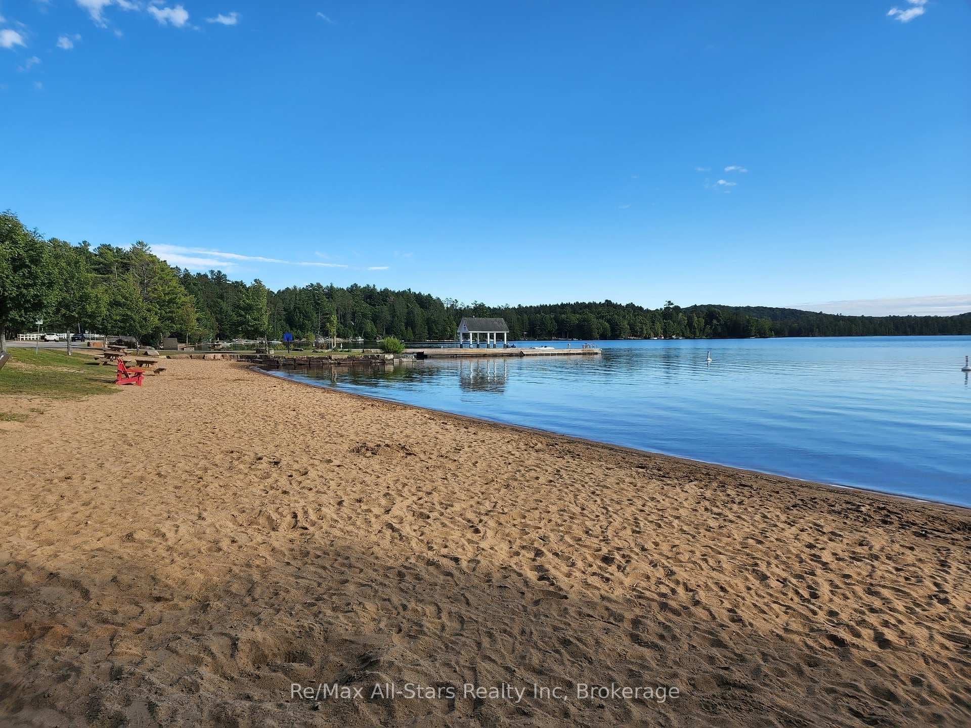 Dwight Beach, Lake of Bays
