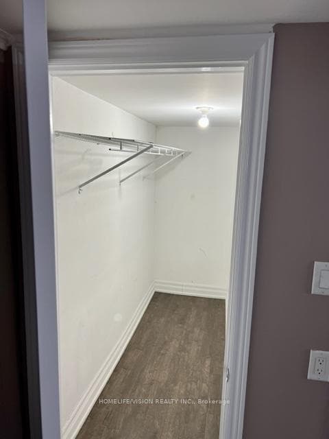 14 Droxford Avenue photo 2