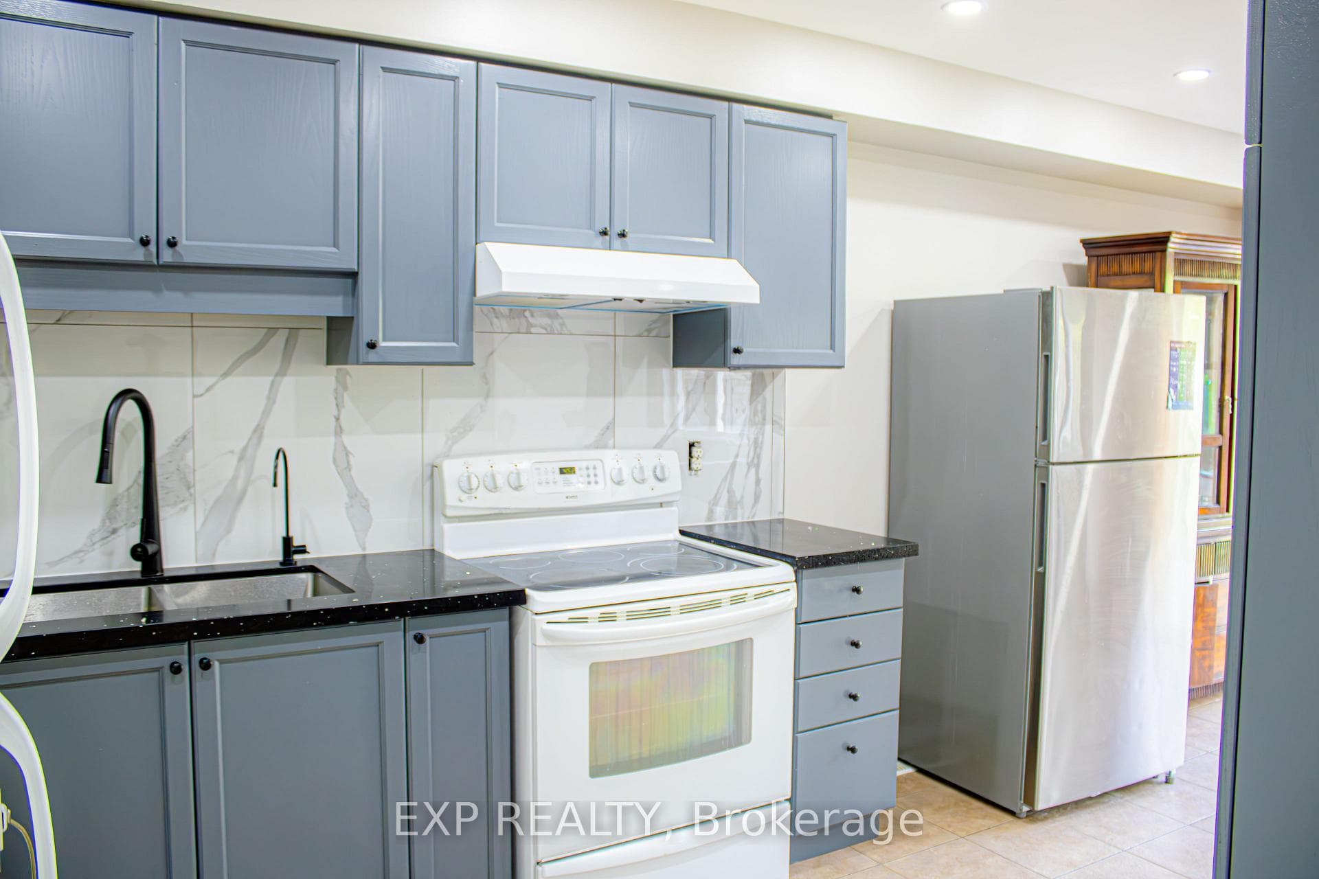 20 Curzon Crescent photo 7