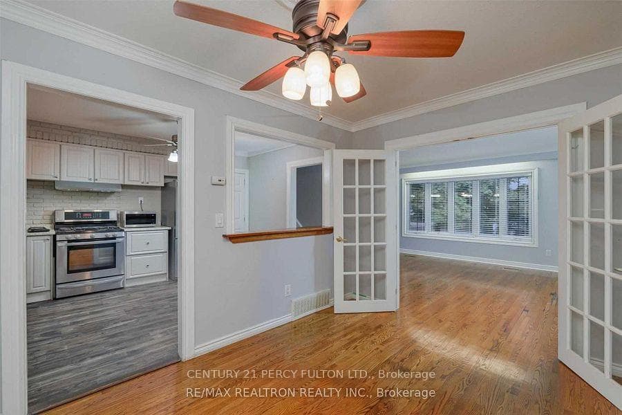 542 Dianne Drive photo 7