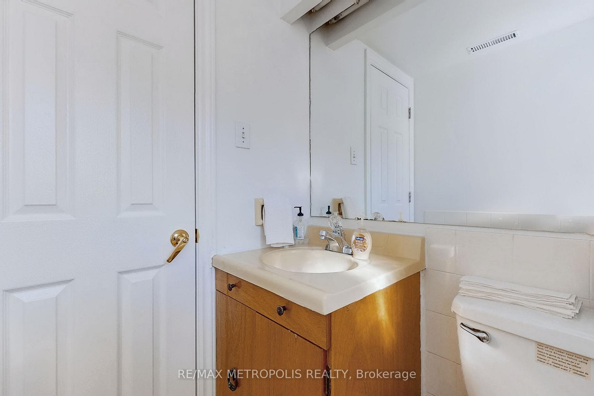 6442 Finch Avenue Unit 216 photo 20
