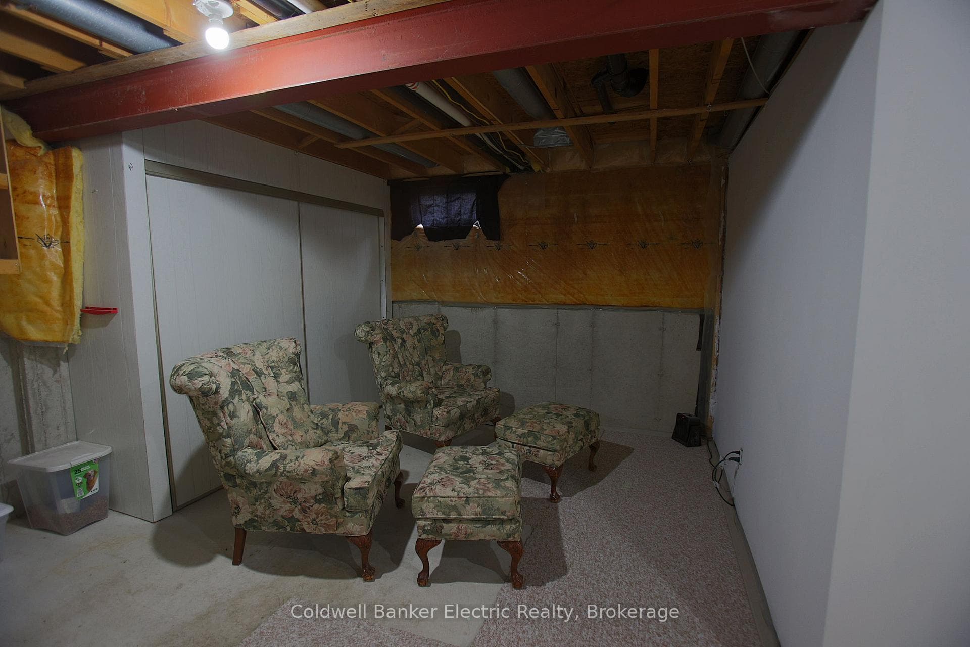 1830 Stratton Avenue photo 32