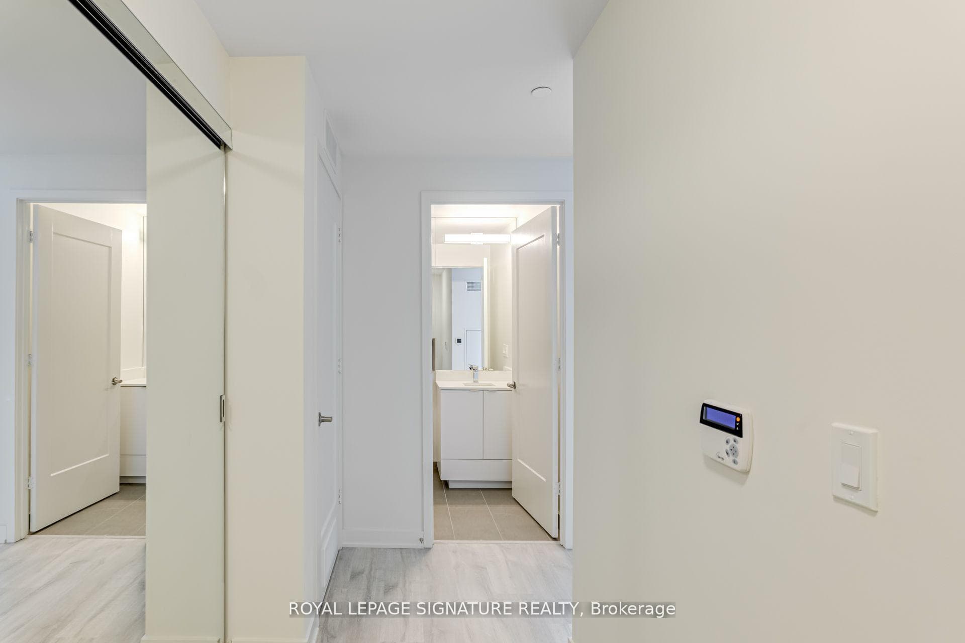 135 Lower Sherbourne Street Unit 2729 photo 5