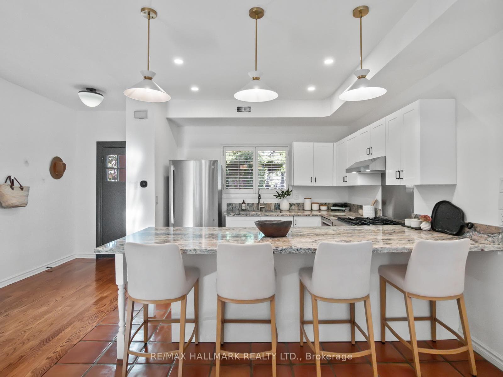 24 Condor Avenue photo 9