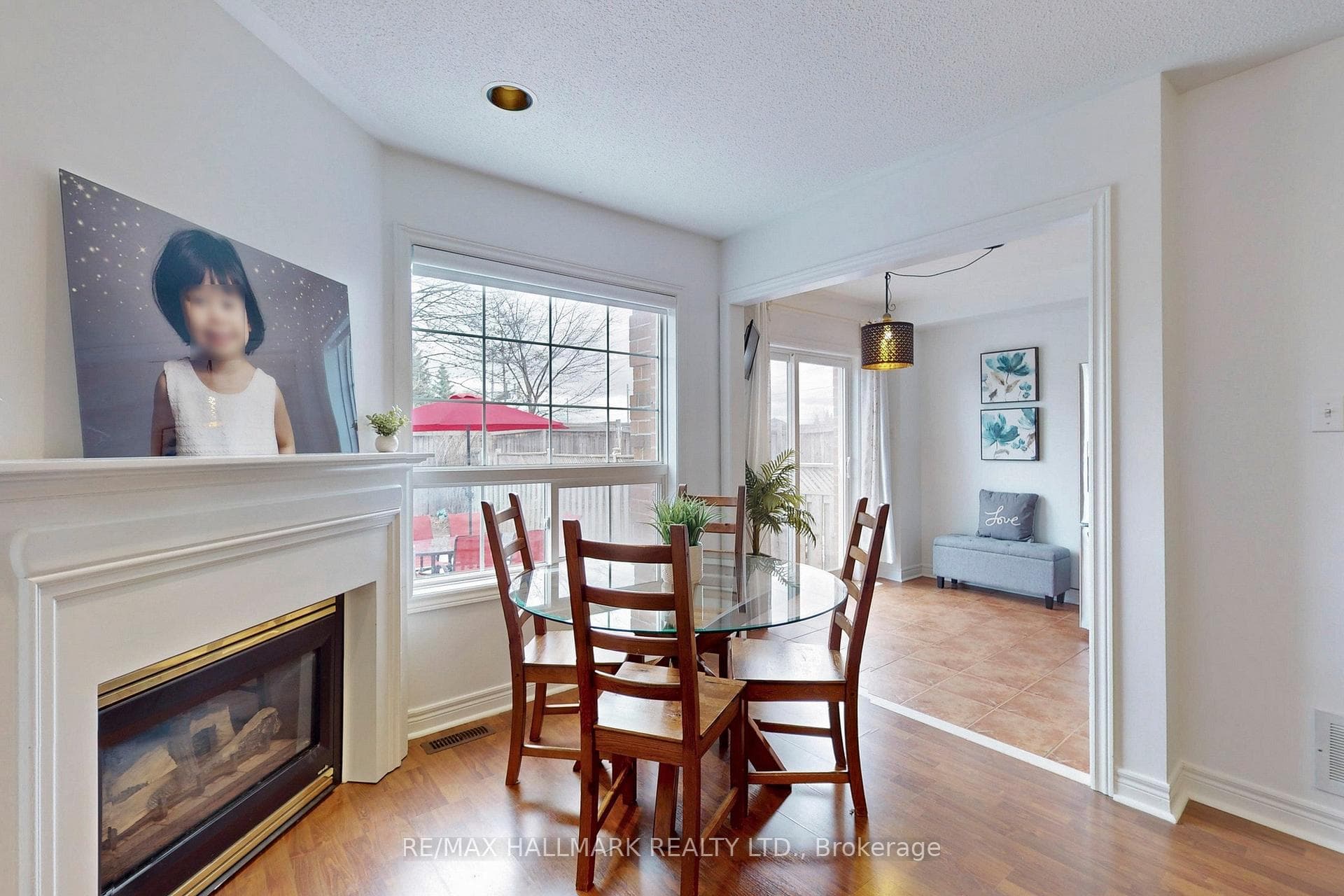 536 Rourke Place photo 8