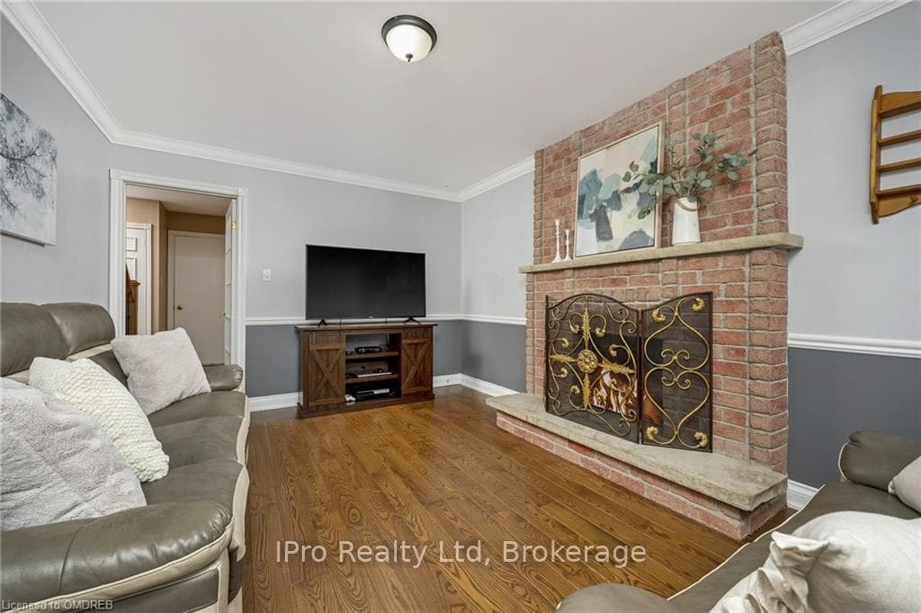 7 CALVERT Drive photo 13