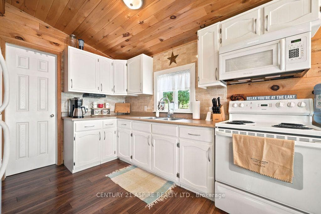 747 Rock Point Lane photo 28