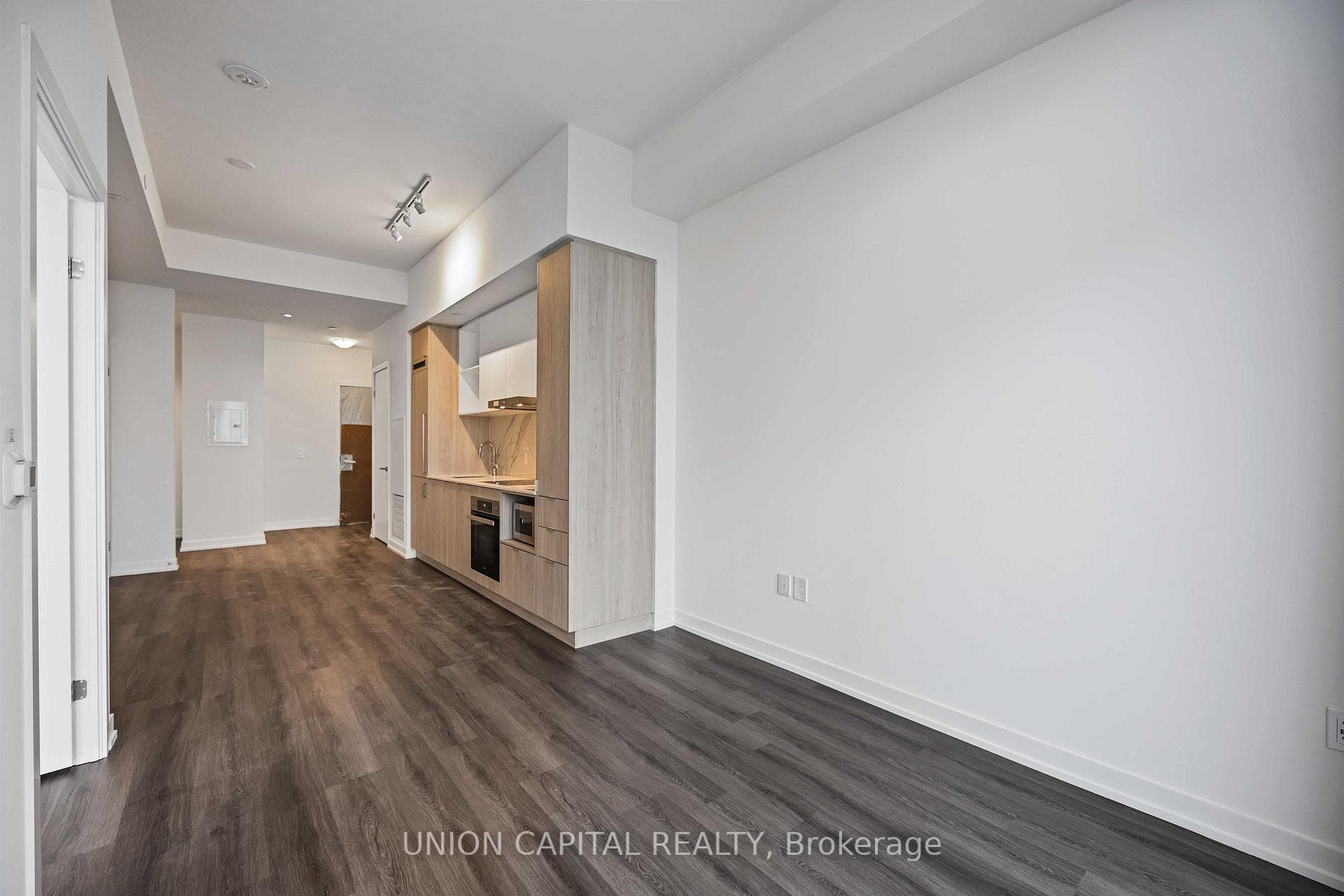 138 Downes Street Unit 5901 photo 10