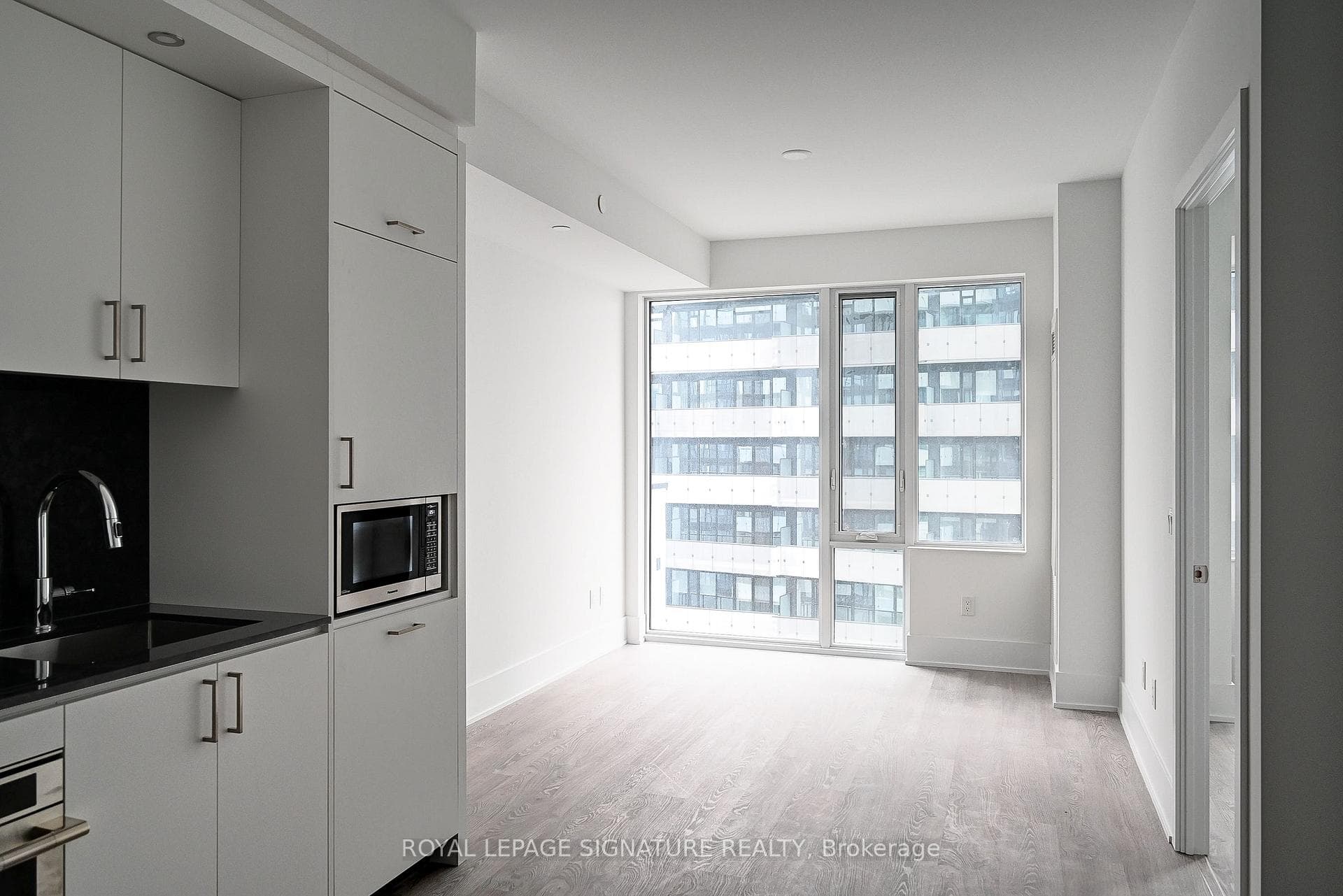 470 Front Street Unit 1604 photo 5