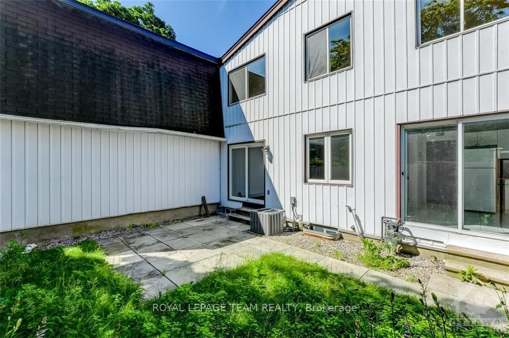 2210 LOYOLA Avenue Unit 19 photo 28