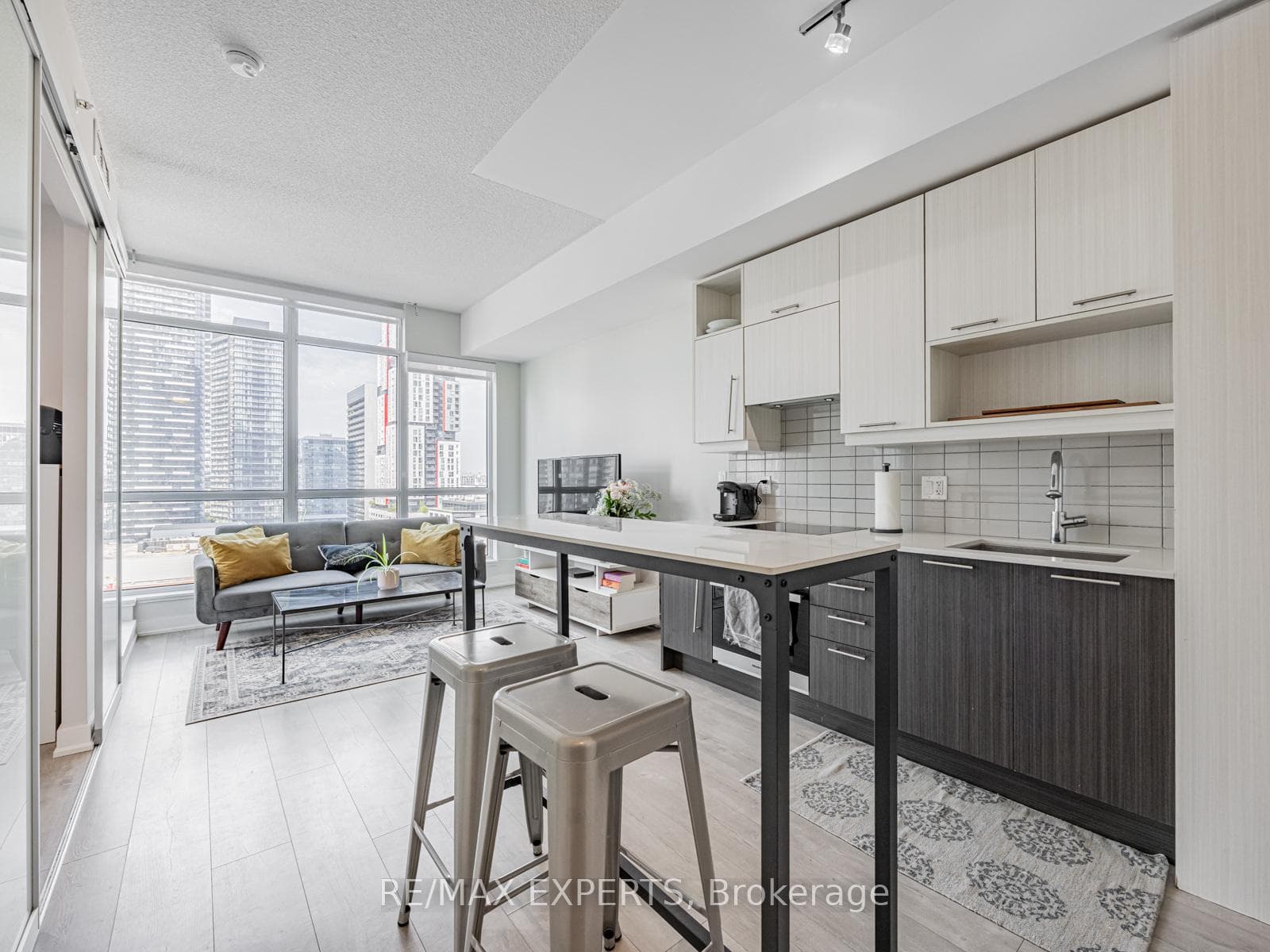30 Nelson Street Unit 1608 photo 6