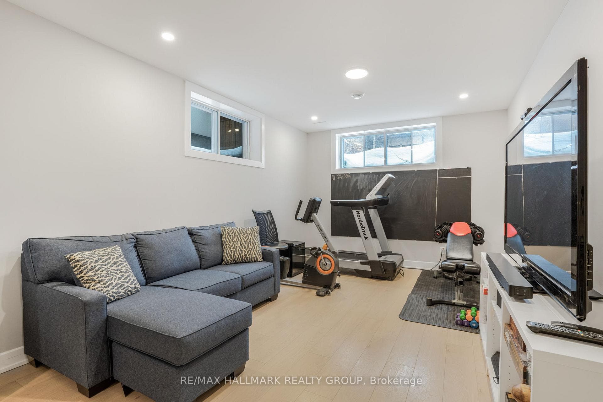 1341 Morley Boulevard photo 30