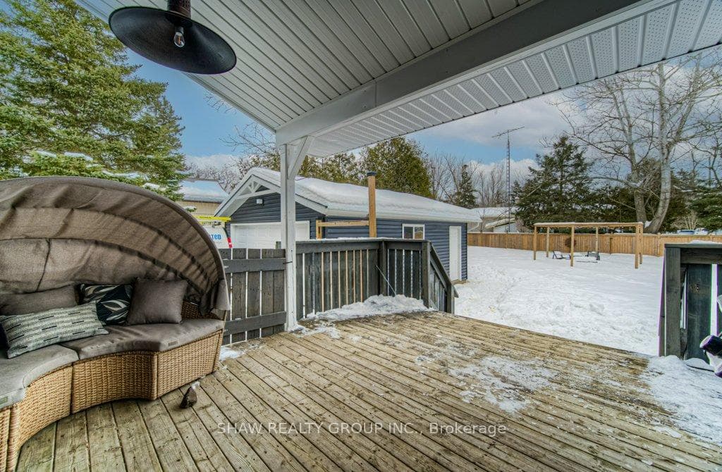 707 Conservation Drive photo 33