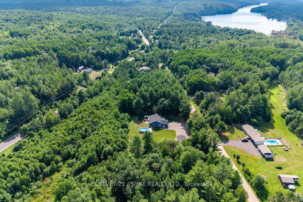 48 Plum Tree Lane photo 17
