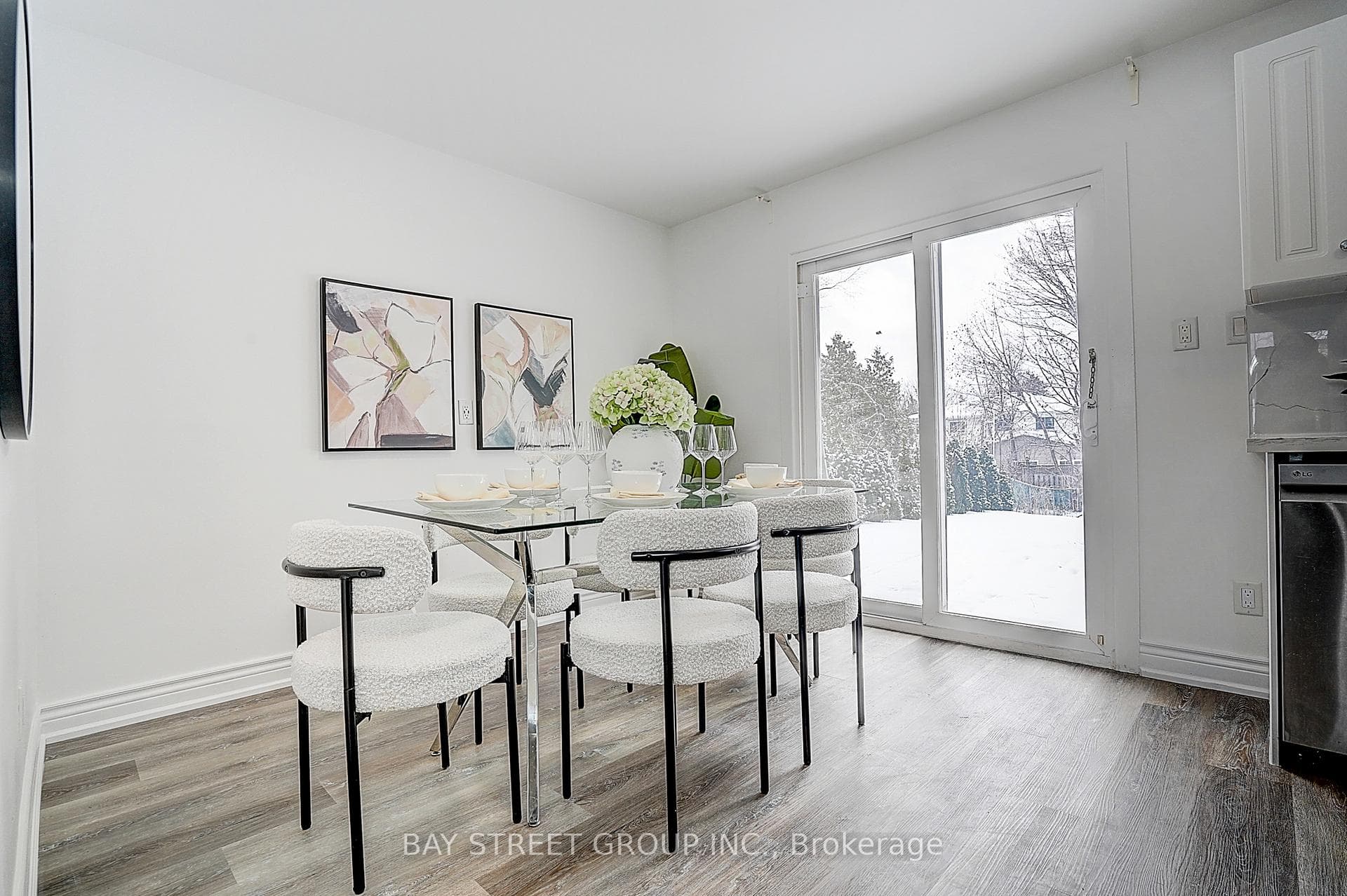 224 Hollyberry Trail photo 8