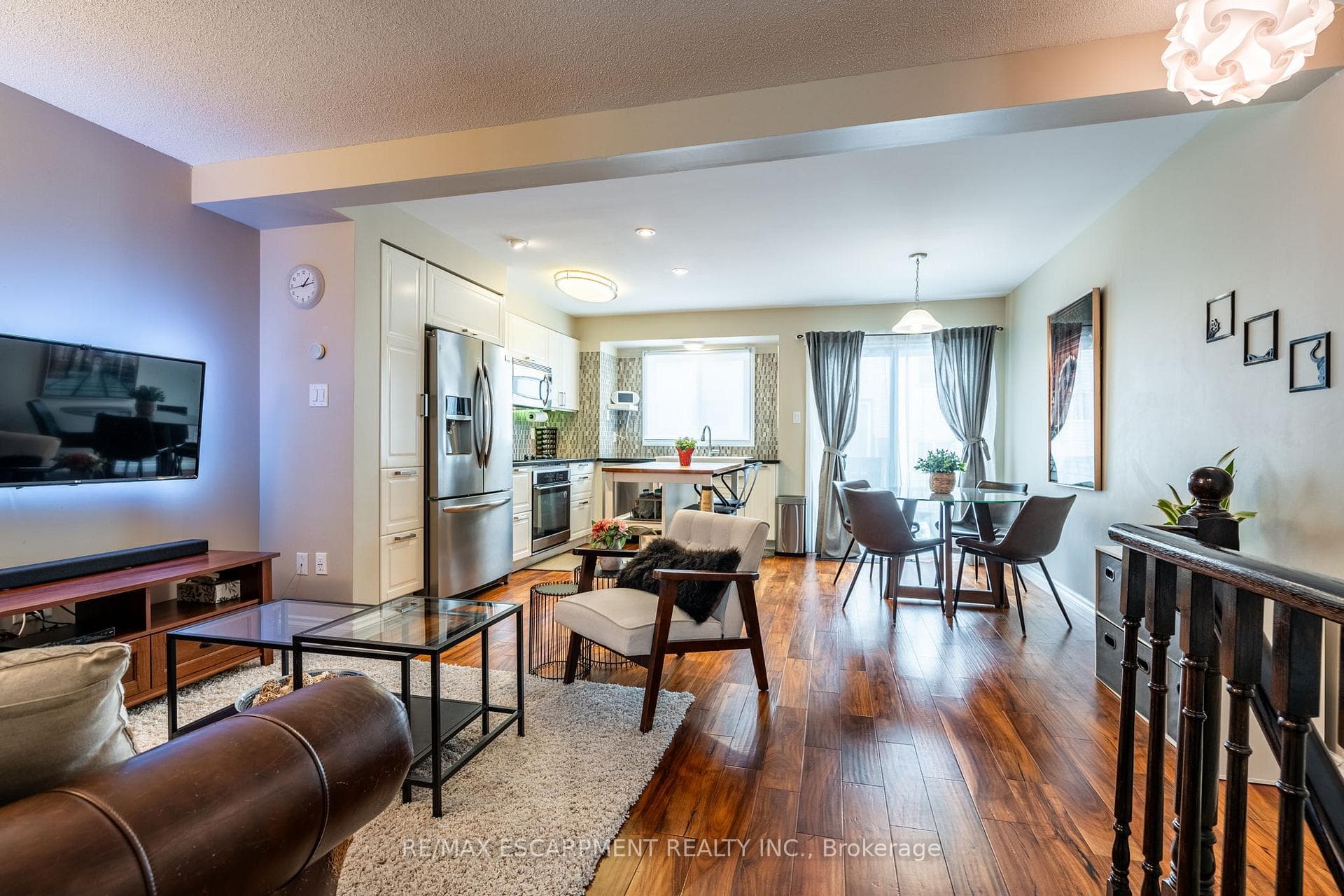 2940 Headon Forest Drive Unit 40 photo 5