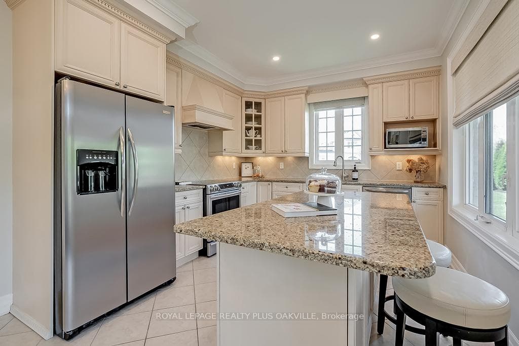 3105 Portree Crescent photo 11