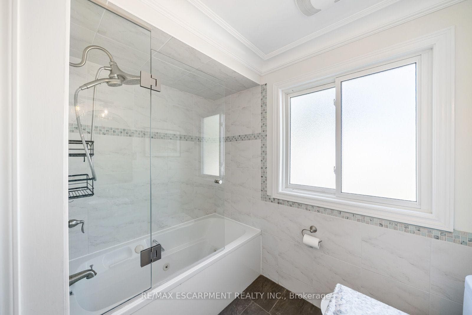 134 Fairwood Place photo 26